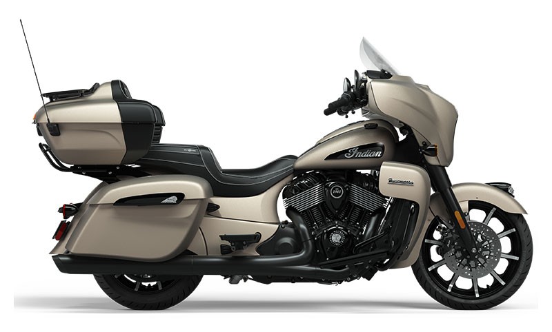 2022 Indian Motorcycle Roadmaster® Dark Horse® in Ottumwa, Iowa - Photo 3