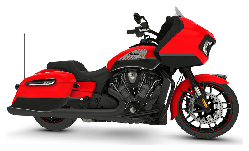 2023 Indian Motorcycle Challenger® Dark Horse® in Fort Lauderdale, Florida - Photo 3