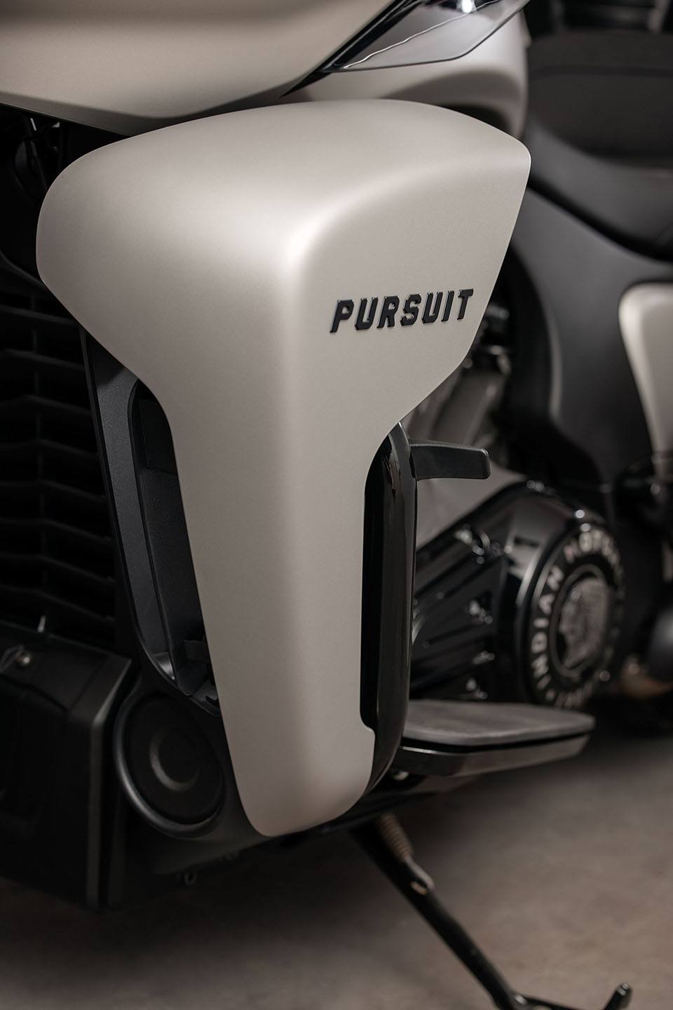 2022 Indian Motorcycle Pursuit® Dark Horse® with Premium Package in San Diego, California - Photo 13