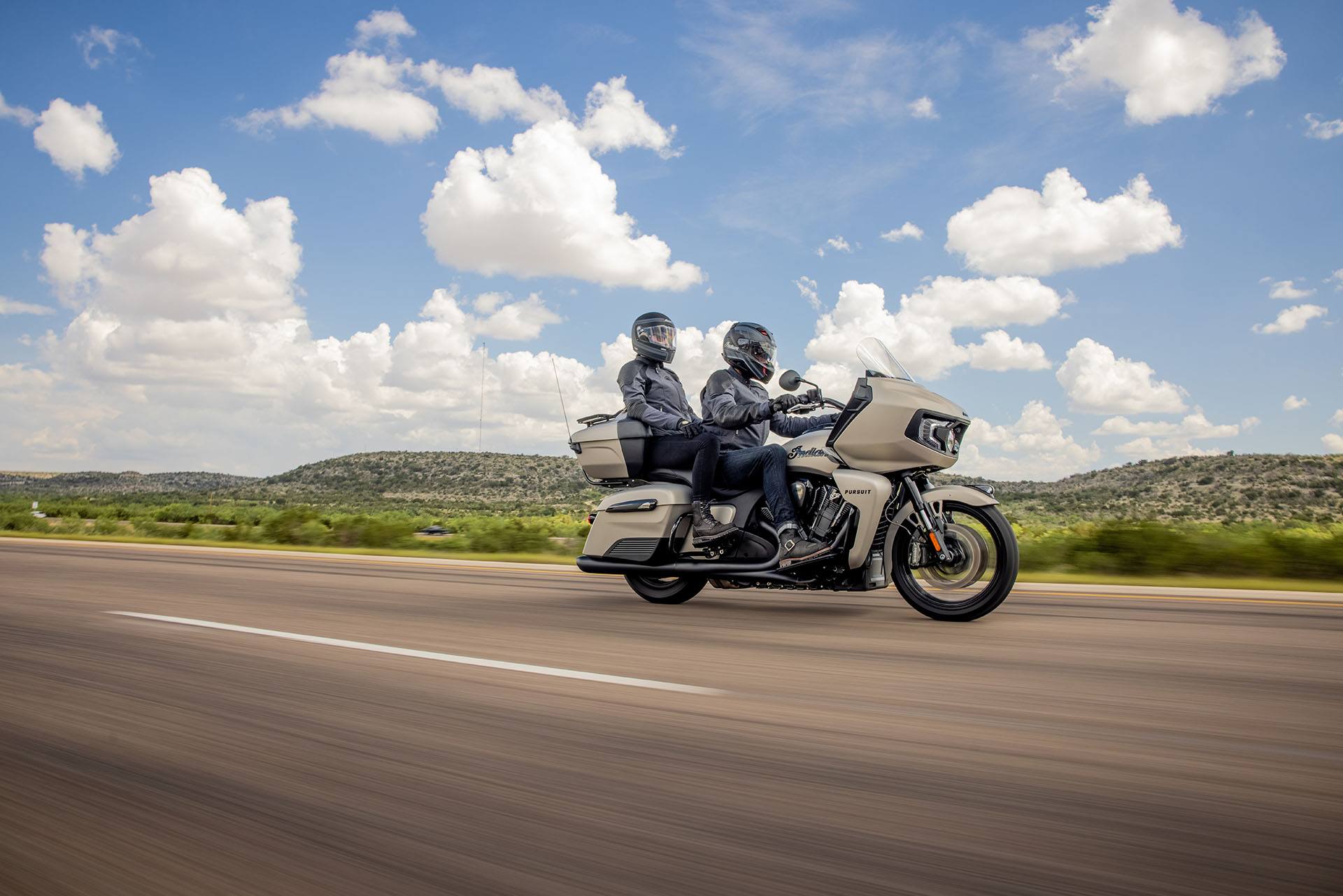 2022 Indian Motorcycle Pursuit® Dark Horse® with Premium Package in El Paso, Texas - Photo 8