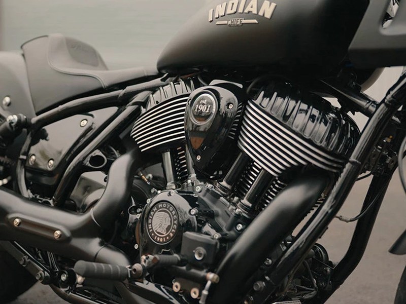 2023 Indian Motorcycle Sport Chief Dark Horse® in Lake Villa, Illinois - Photo 9