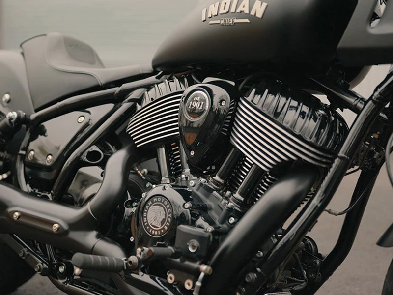 2023 Indian Motorcycle Sport Chief Dark Horse® in Elkhart, Indiana - Photo 13