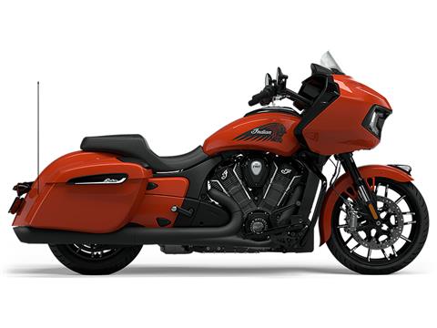 2024 Indian Motorcycle Challenger® Dark Horse® Icon with PowerBand Audio Package in Jacksonville, Arkansas - Photo 2