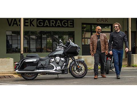 2024 Indian Motorcycle Challenger® Limited in De Pere, Wisconsin - Photo 19
