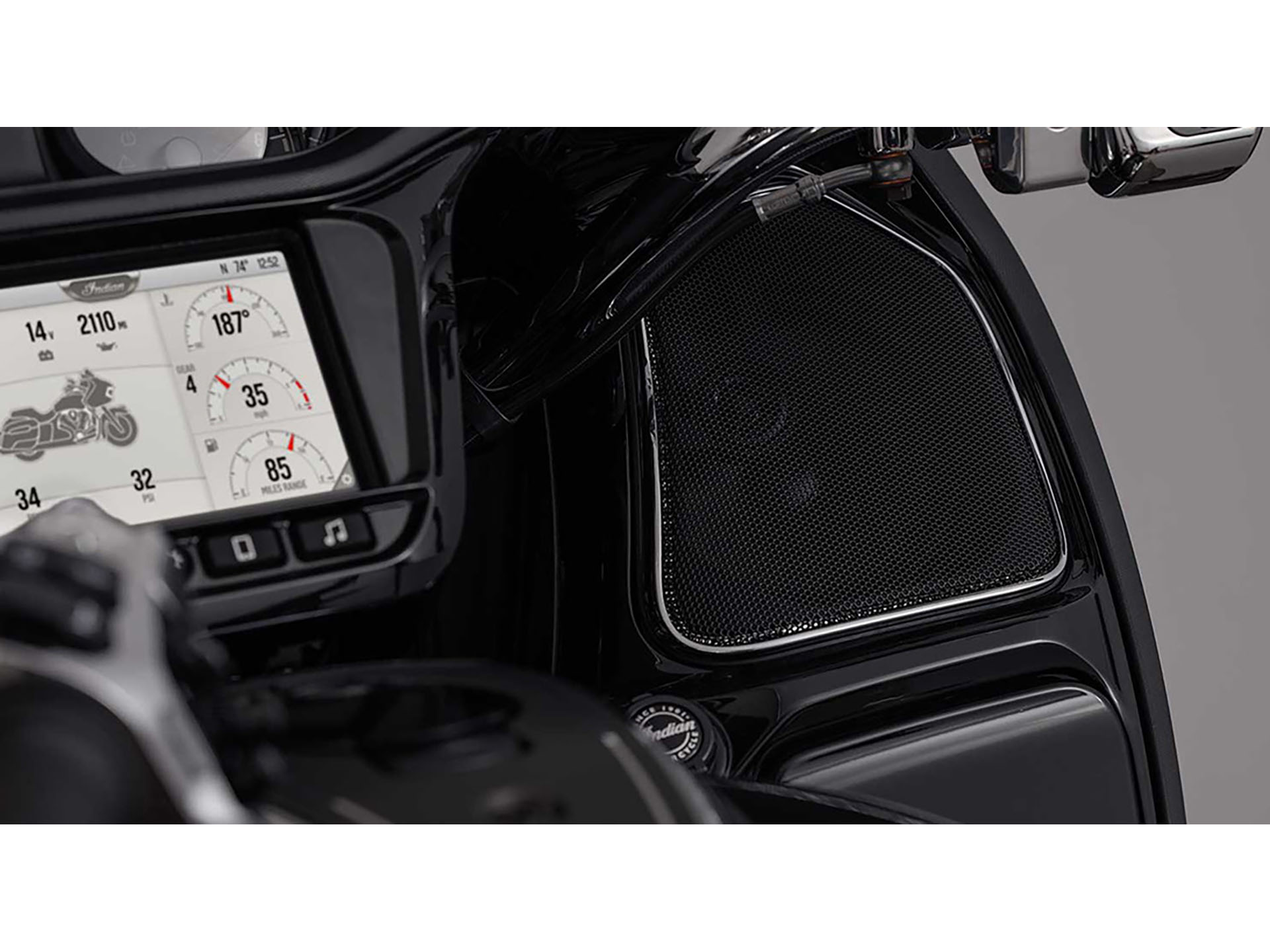 2024 Indian Motorcycle Challenger® Limited with PowerBand Audio Package in Oregon City, Oregon - Photo 11