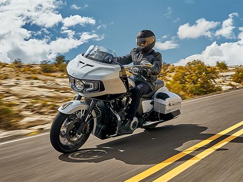 2024 Indian Motorcycle Challenger® Limited with PowerBand Audio Package in Hamburg, New York - Photo 17