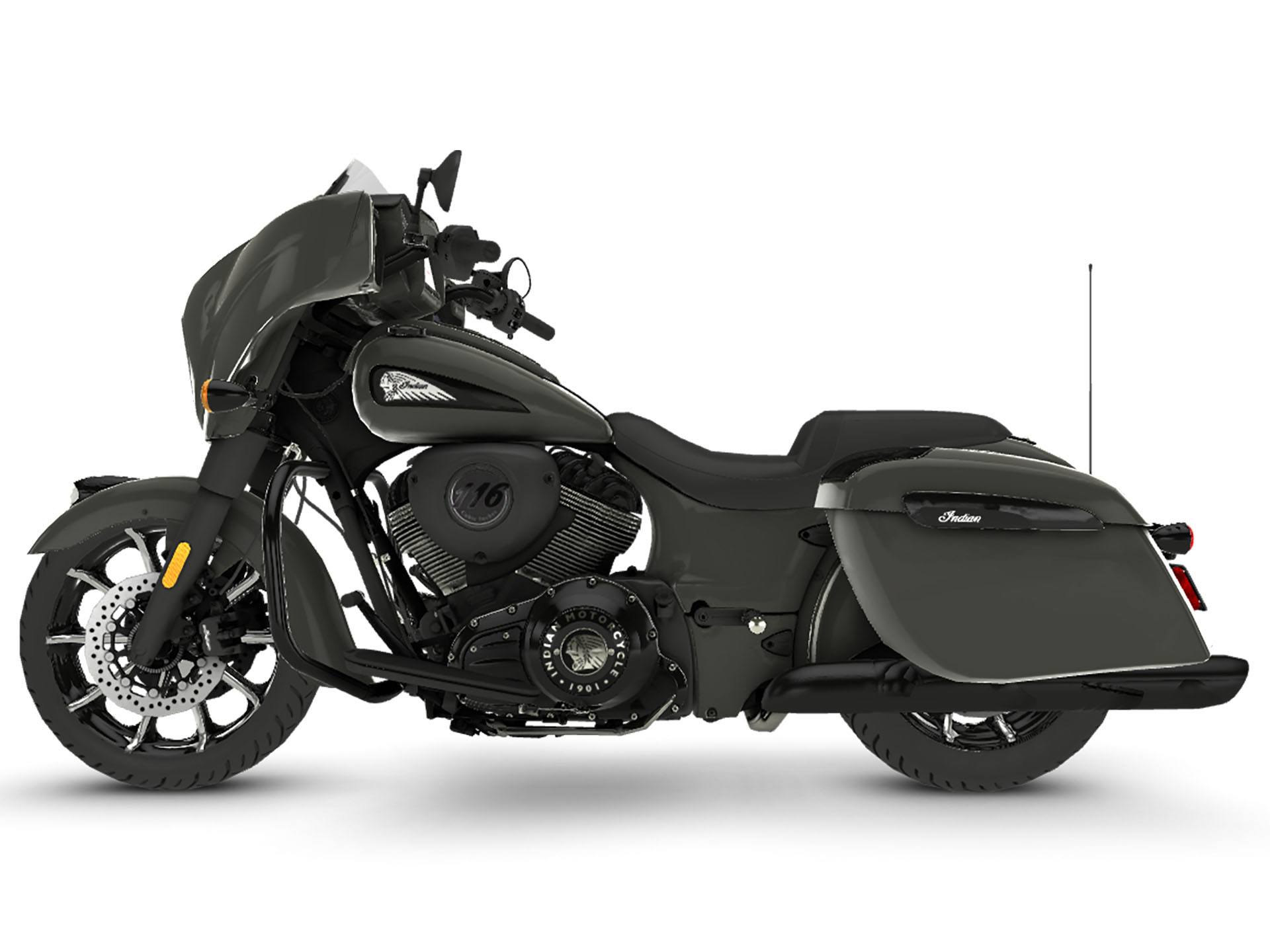 2024 Indian Motorcycle Chieftain® Dark Horse® with PowerBand Audio Package in Oregon City, Oregon - Photo 4