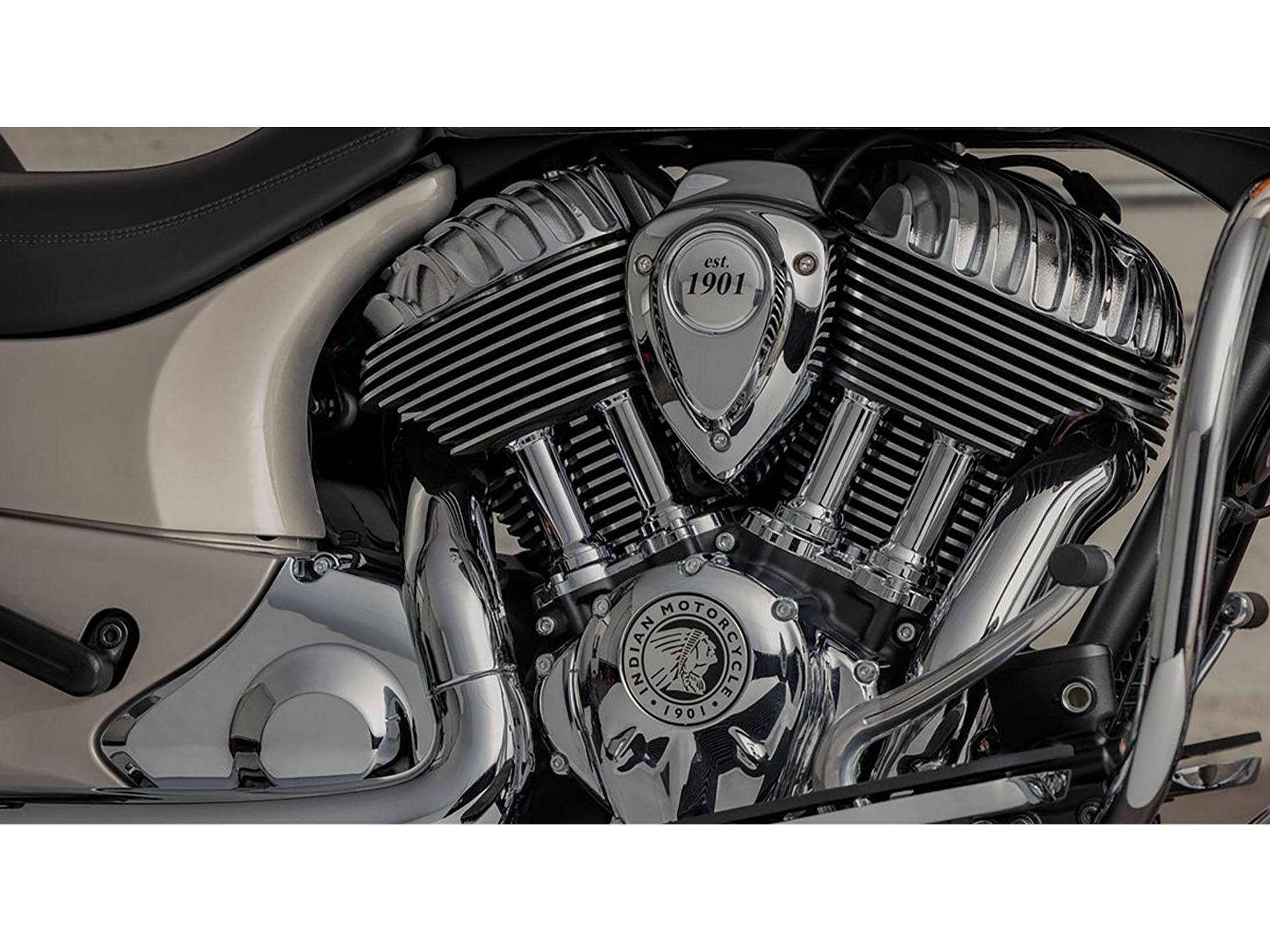 2024 Indian Motorcycle Chieftain® Limited in Charleston, Illinois - Photo 9