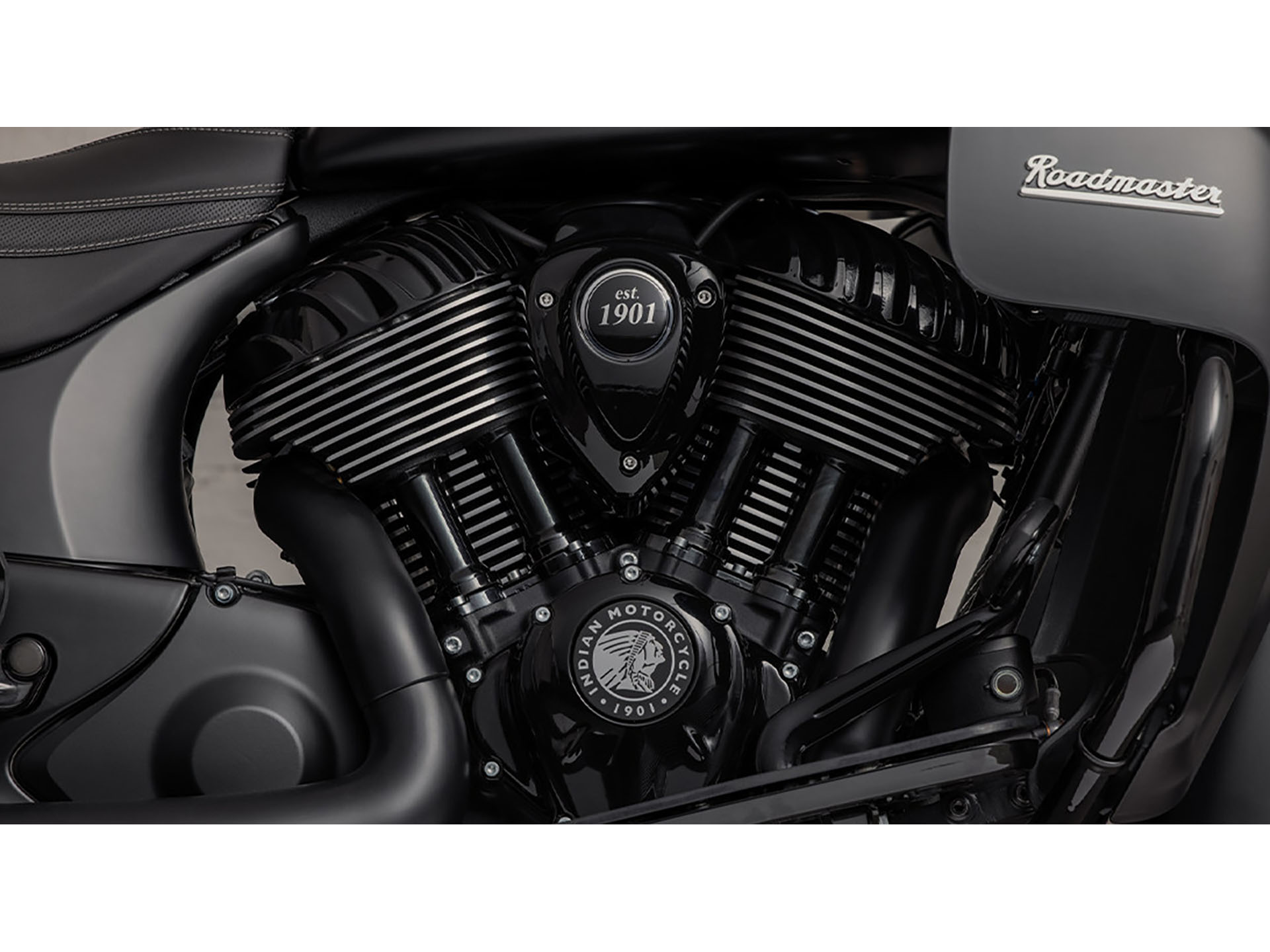 2024 Indian Motorcycle Roadmaster® Dark Horse® with PowerBand Audio Package in Neptune City, New Jersey - Photo 9