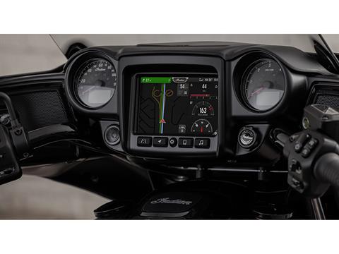 2024 Indian Motorcycle Roadmaster® Dark Horse® with PowerBand Audio Package in High Point, North Carolina - Photo 10