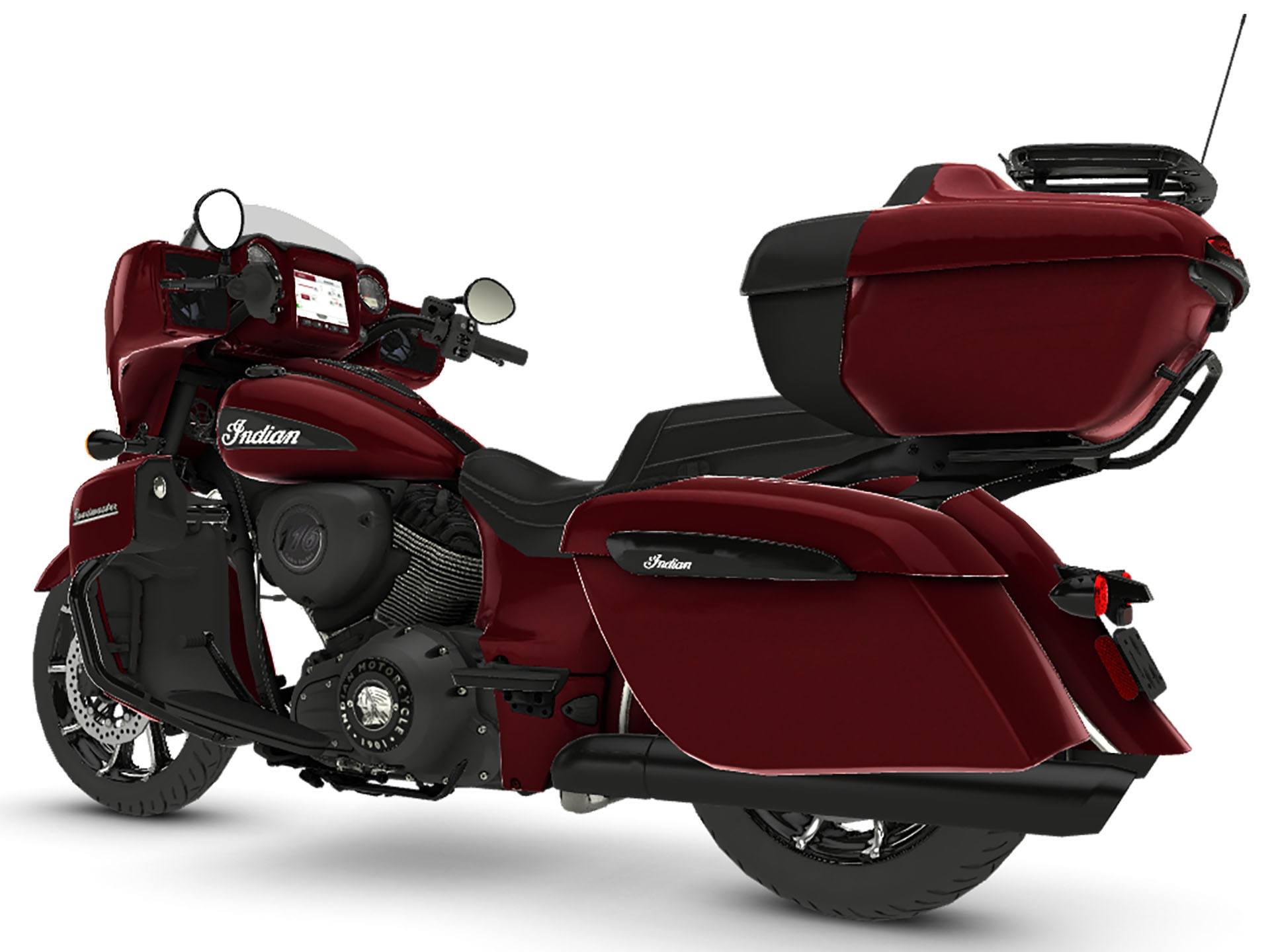 2024 Indian Motorcycle Roadmaster® Dark Horse® with PowerBand Audio Package in EL Cajon, California - Photo 7
