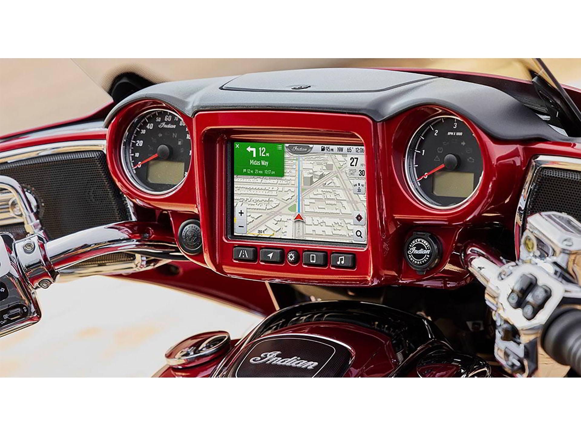 2024 Indian Motorcycle Roadmaster® Limited with PowerBand Audio Package in Nashville, Tennessee - Photo 9