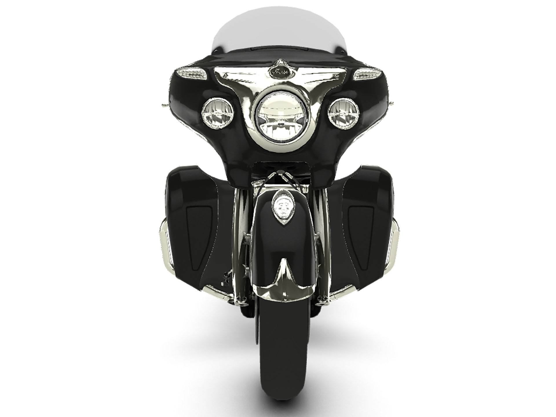 2024 Indian Motorcycle Roadmaster® with PowerBand Audio Package in Mineola, New York - Photo 5
