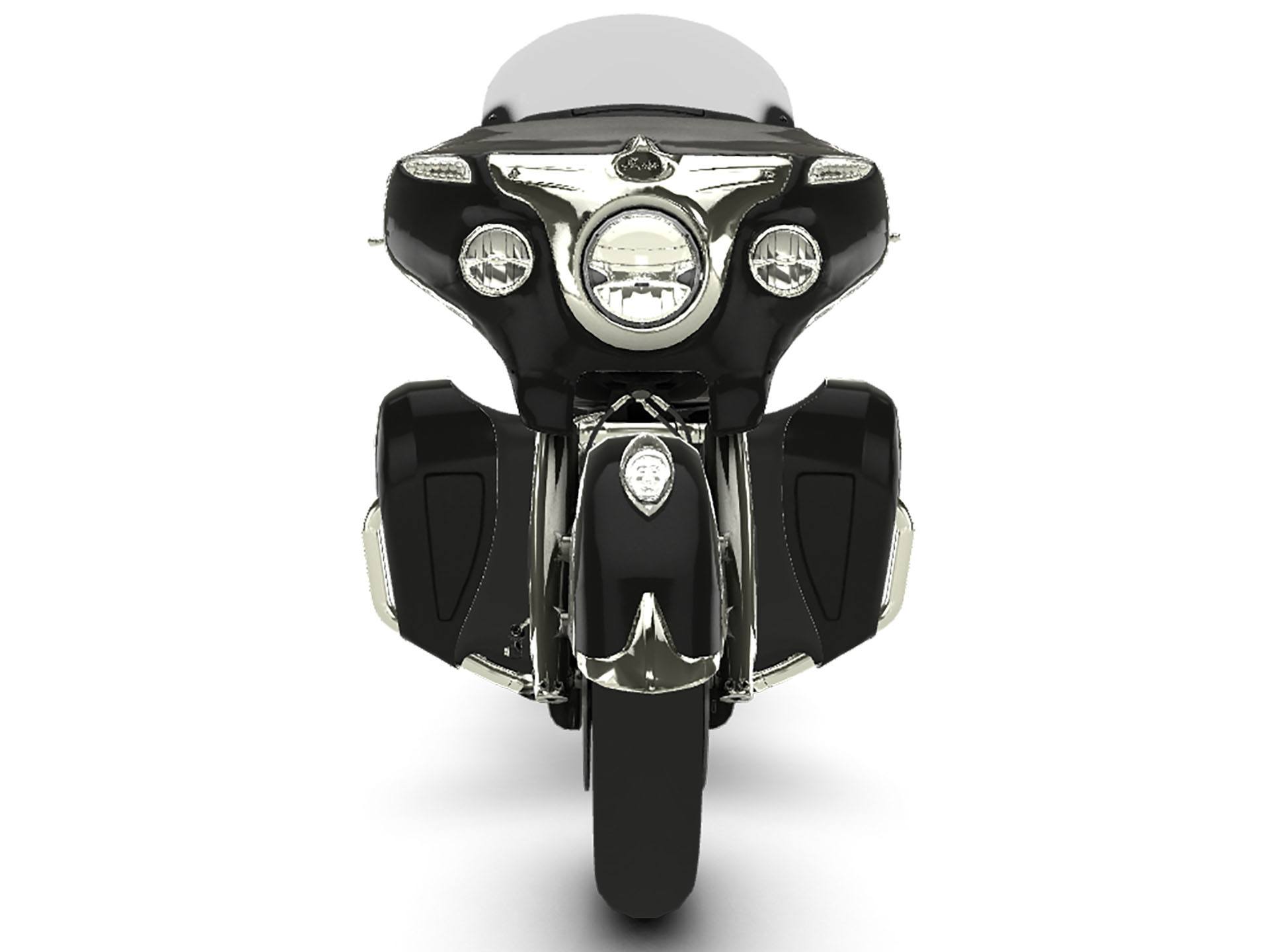 2024 Indian Motorcycle Roadmaster® with PowerBand Audio Package in Elk Grove, California - Photo 5