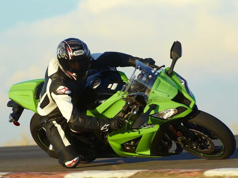 2011 Kawasaki Ninja® ZX™-10R in Houston, Texas - Photo 5