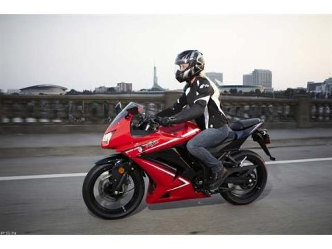 2012 Kawasaki Ninja® 250R in Springfield, Massachusetts - Photo 15