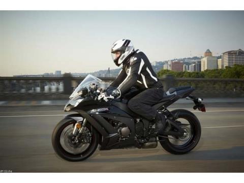 2012 Kawasaki Ninja® ZX™-10R in Jacksonville, Florida - Photo 8