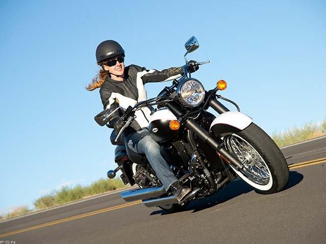 2013 Kawasaki Vulcan® 900 Classic in Charleston, Illinois - Photo 7