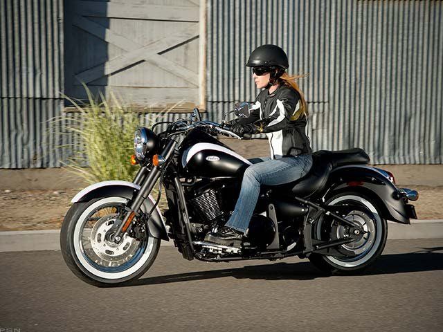 2013 Kawasaki Vulcan® 900 Classic in Charleston, Illinois - Photo 8