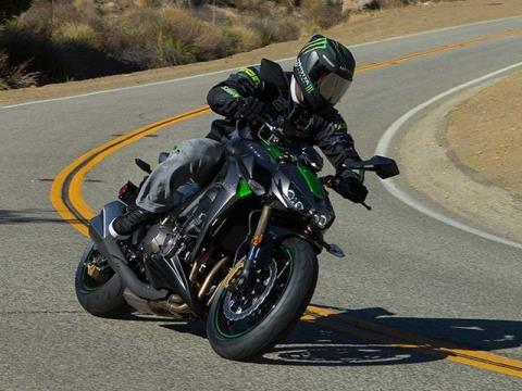 2014 Kawasaki Z1000 ABS in Scottsdale, Arizona - Photo 12