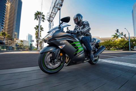 2015 Kawasaki Ninja® ZX™-14R ABS in Plymouth, Massachusetts - Photo 22