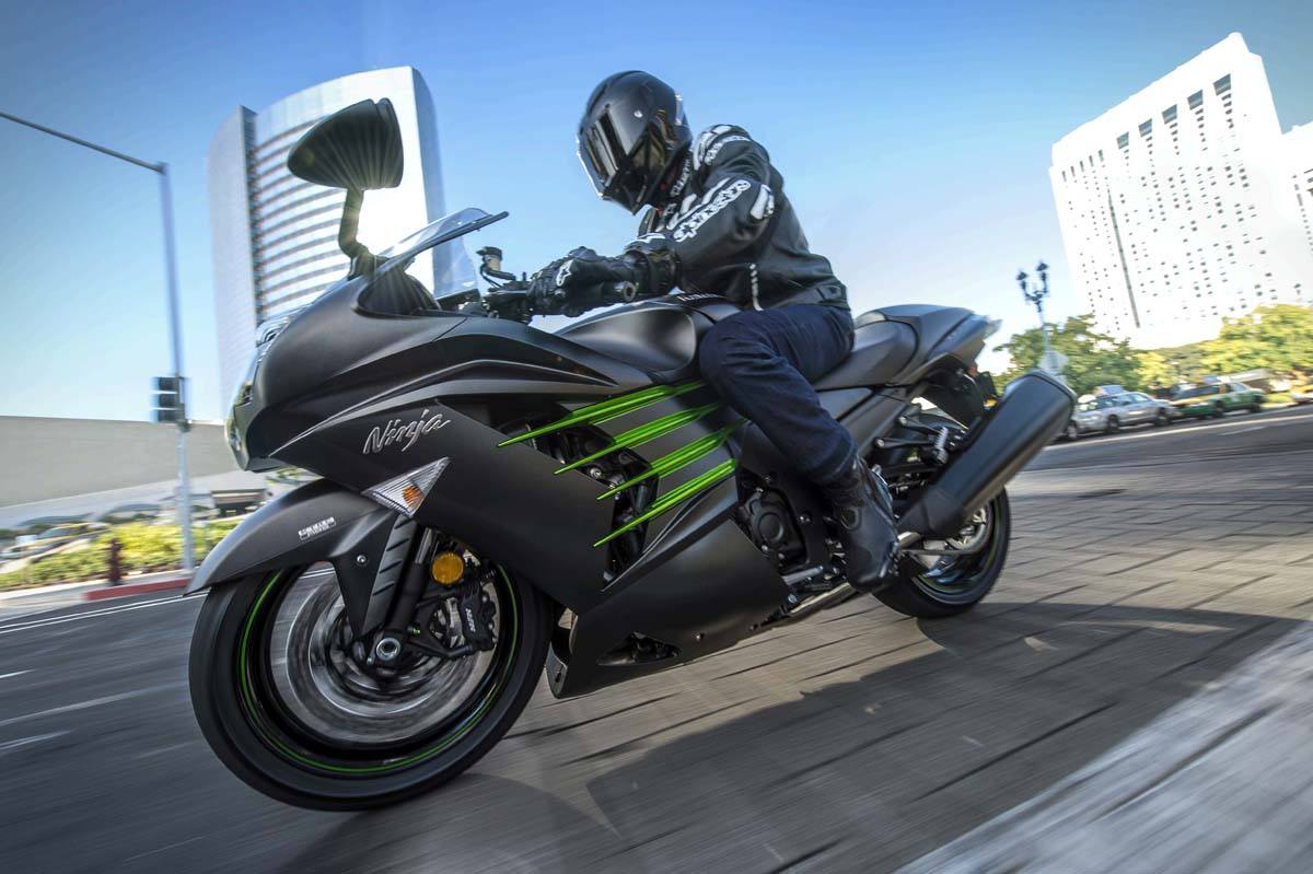 2015 Kawasaki Ninja® ZX™-14R ABS in Norman, Oklahoma - Photo 29
