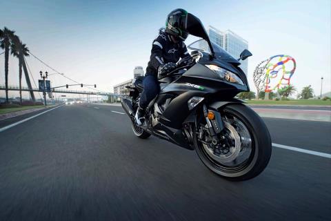 2015 Kawasaki Ninja® ZX™-6R in Winchester, Tennessee - Photo 14