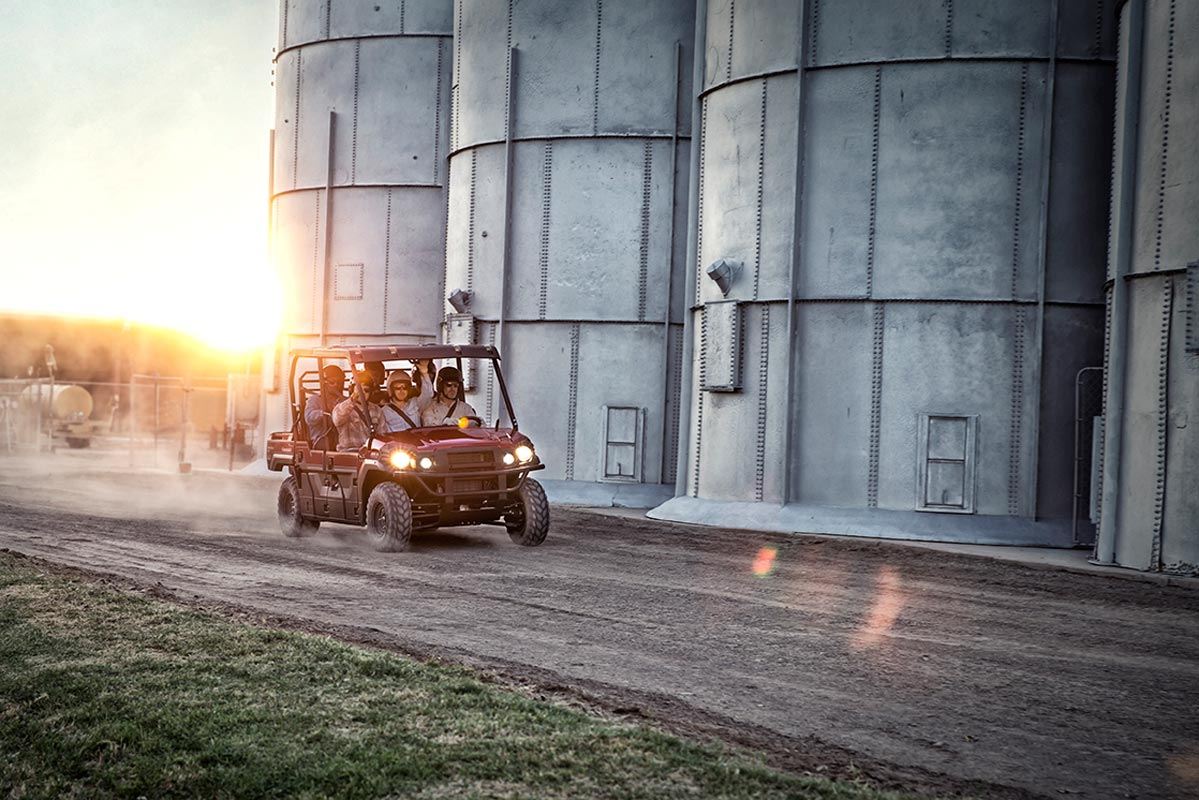 2016 Kawasaki Mule Pro-DXT EPS LE Diesel in Jefferson City, Missouri - Photo 12