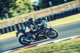 2017 Kawasaki Ninja 300 ABS Winter Test Edition in Asheville, North Carolina - Photo 13
