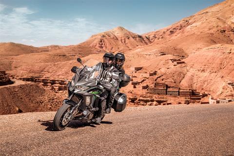 2022 Kawasaki Versys 1000 SE LT+ in New Haven, Connecticut - Photo 7