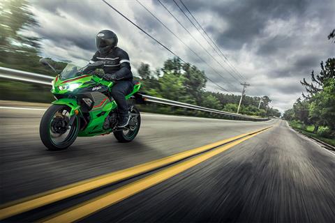 2023 Kawasaki Ninja 400 KRT Edition in Orlando, Florida - Photo 16