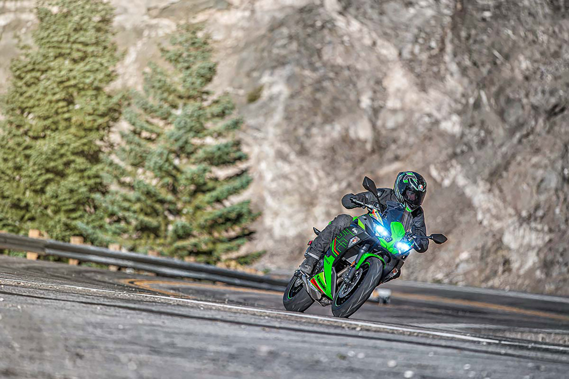2023 Kawasaki Ninja 650 ABS KRT Edition in Longmont, Colorado - Photo 5