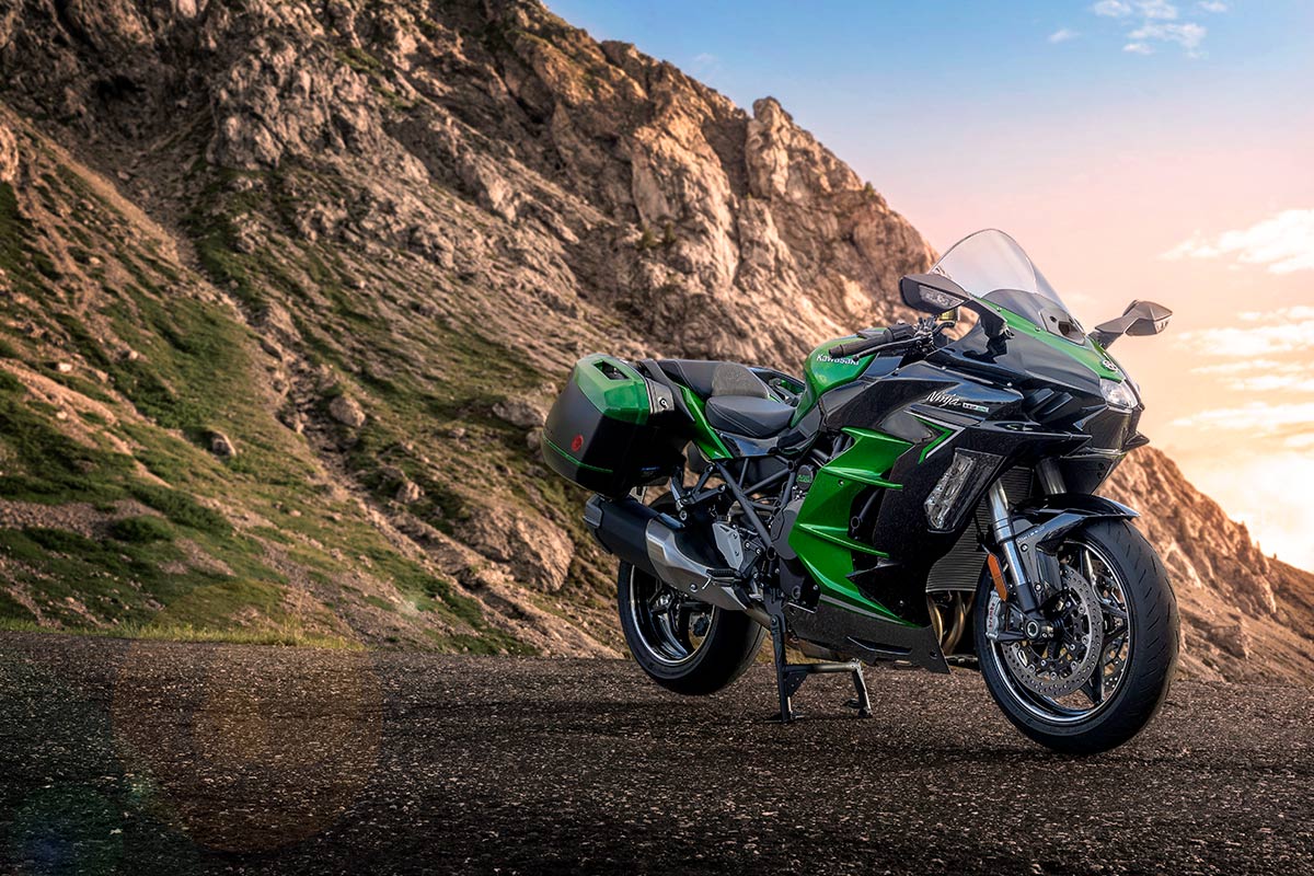 2023 Kawasaki Ninja H2 SX SE in Longmont, Colorado - Photo 16