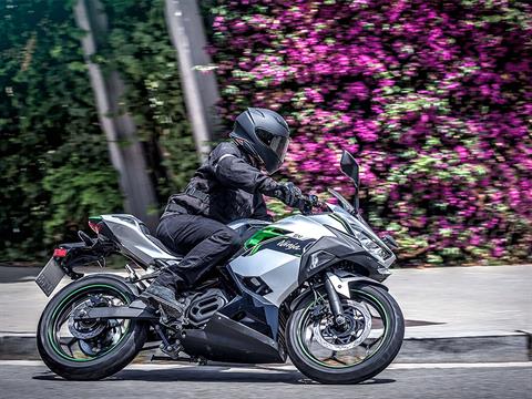 2024 Kawasaki Ninja e-1 ABS in Orlando, Florida - Photo 10