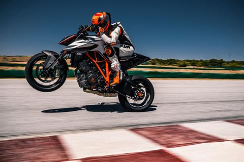 2019 KTM 1290 Super Duke R in Philadelphia, Pennsylvania - Photo 5