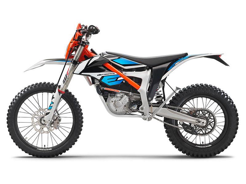 2022 KTM Freeride E-XC in Vincentown, New Jersey - Photo 2