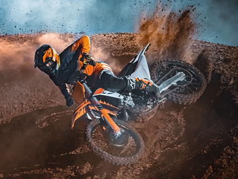 2023 KTM 250 SX-F in Vincentown, New Jersey - Photo 5