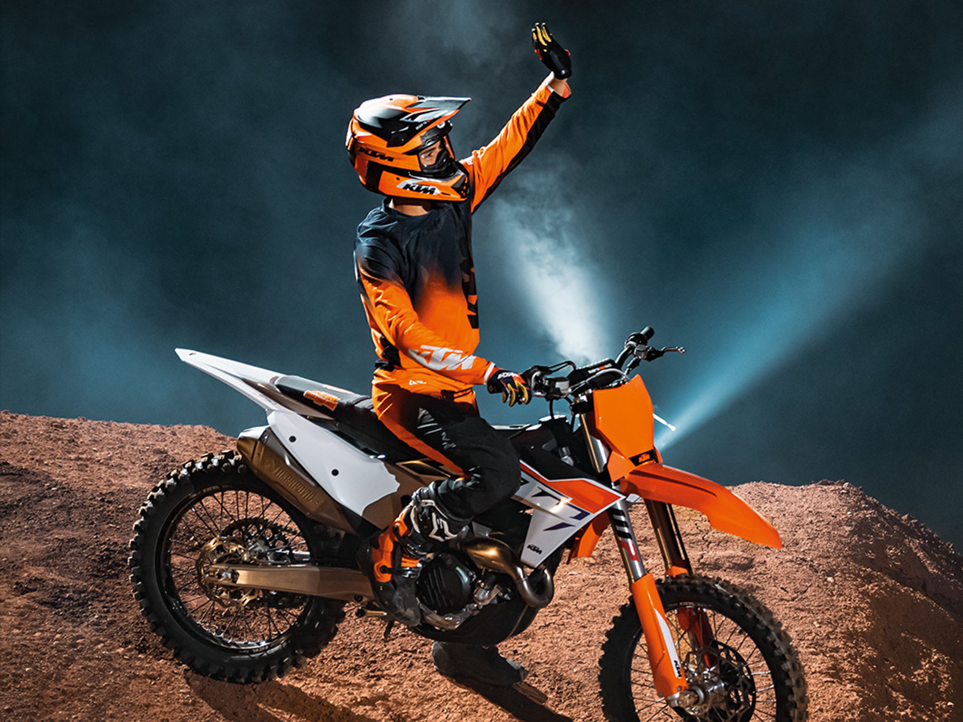 2023 KTM 250 SX-F in Vincentown, New Jersey - Photo 8