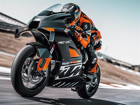 2023 KTM RC 8C in Shelby Township, Michigan - Photo 9