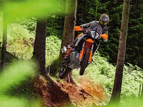 2024 KTM 890 Adventure R in Shelby Township, Michigan - Photo 14