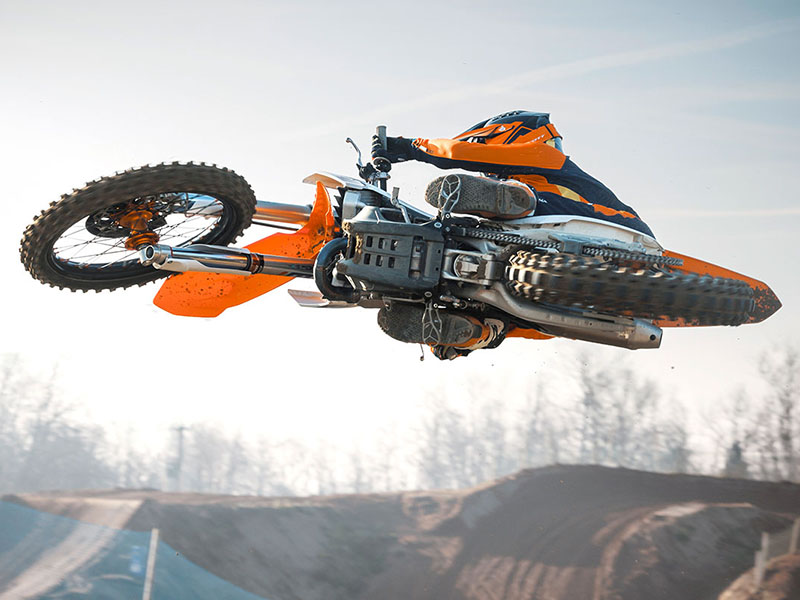 2024 KTM 450 SX-F in Shelby Township, Michigan - Photo 16