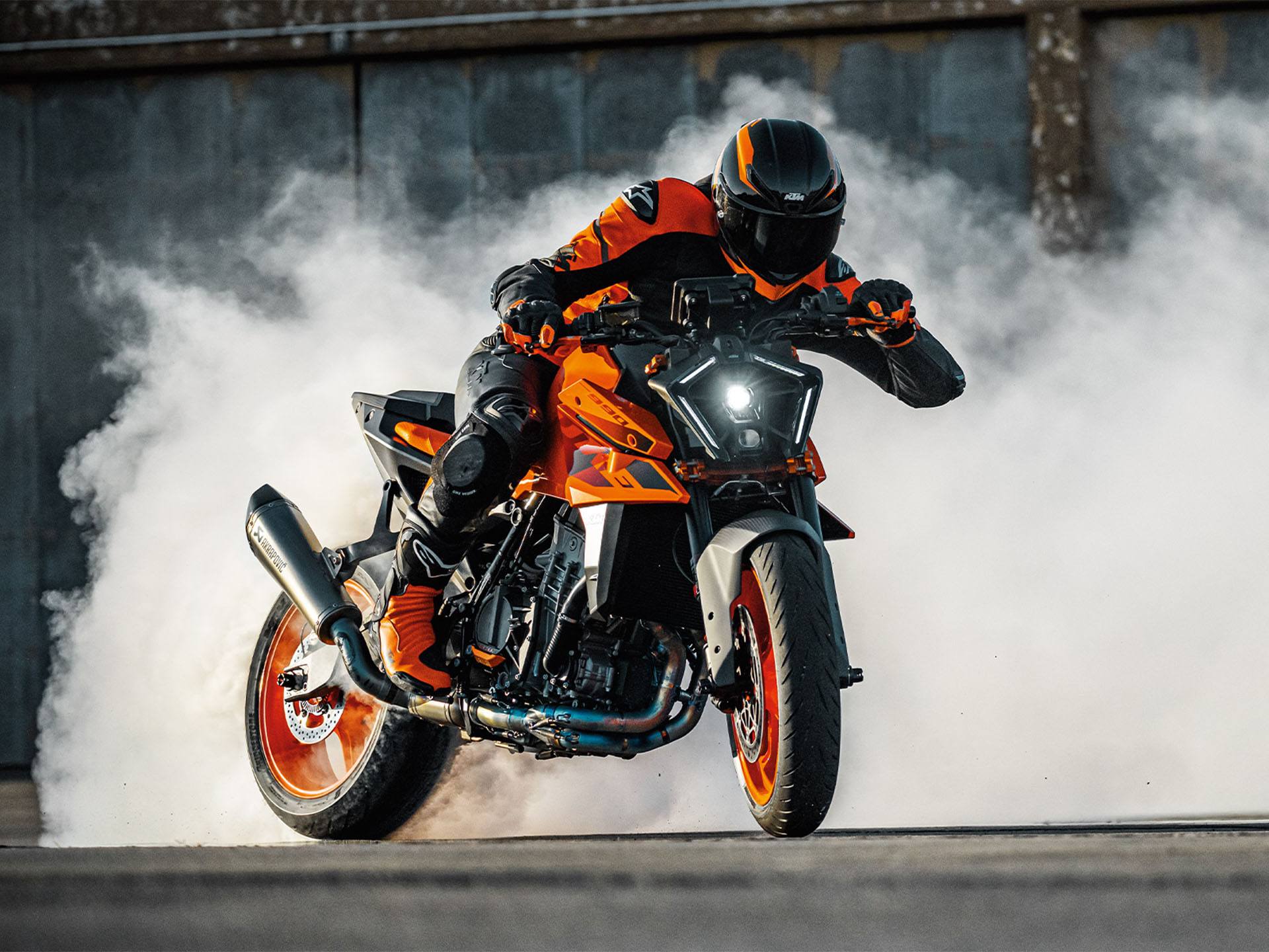 2024 KTM 990 Duke in Orange, California - Photo 12