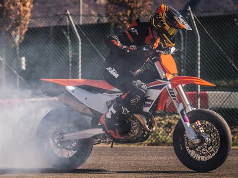 2024 KTM 450 SMR in Vincentown, New Jersey - Photo 15