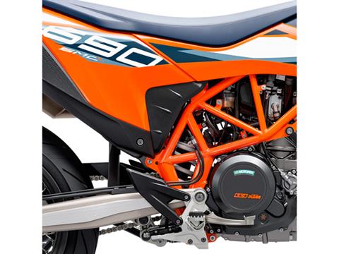 2024 KTM 690 SMC R in Vincentown, New Jersey - Photo 13