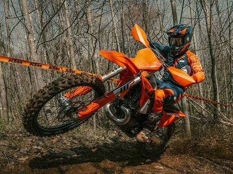 2025 KTM 250 XC in Vincentown, New Jersey - Photo 6