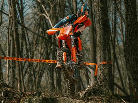 2025 KTM 300 XC in Vincentown, New Jersey - Photo 6