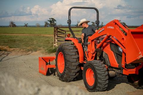 2022 Kubota MX5400 GDT 4WD with Foldable ROPS in Beaver Dam, Wisconsin - Photo 9