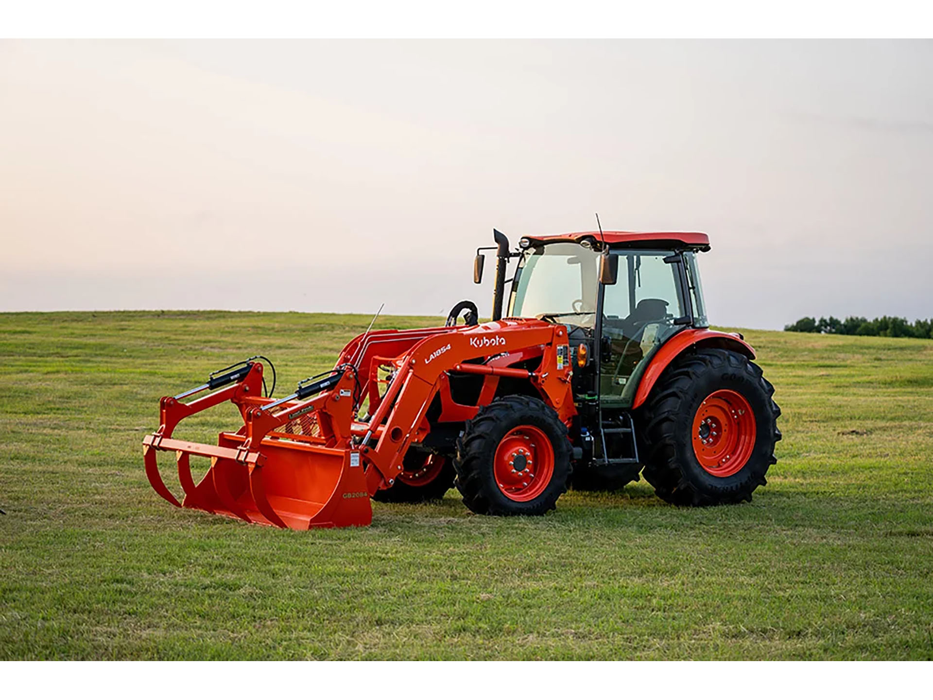 2024 Kubota M5-111 8-Speed 4WD with ROPS in Norfolk, Virginia - Photo 3