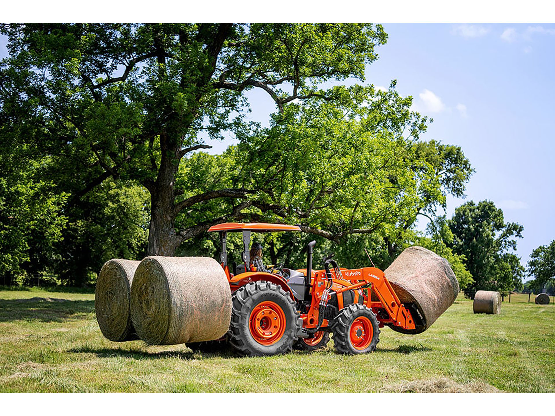 2024 Kubota M5-111 8-Speed 4WD with ROPS in Norfolk, Virginia - Photo 6