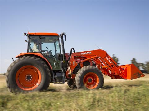 2023 Kubota M6S-111 16-Speed 4WD with ROPS in Walpole, New Hampshire - Photo 5